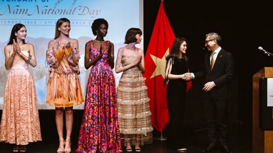 Vietnamese designer unveils Mediterranean-inspired collection in Israel